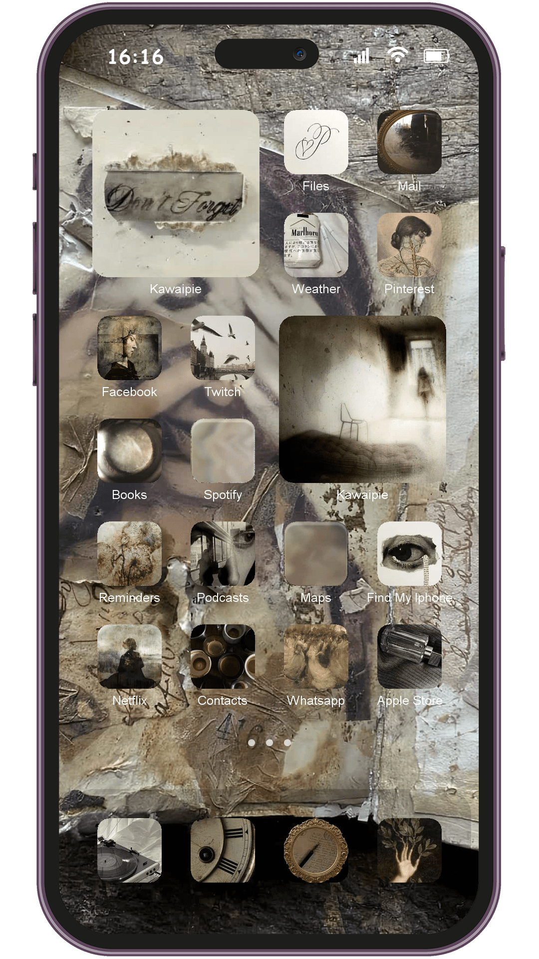 Retro Filter theme pack installed on phone home screen