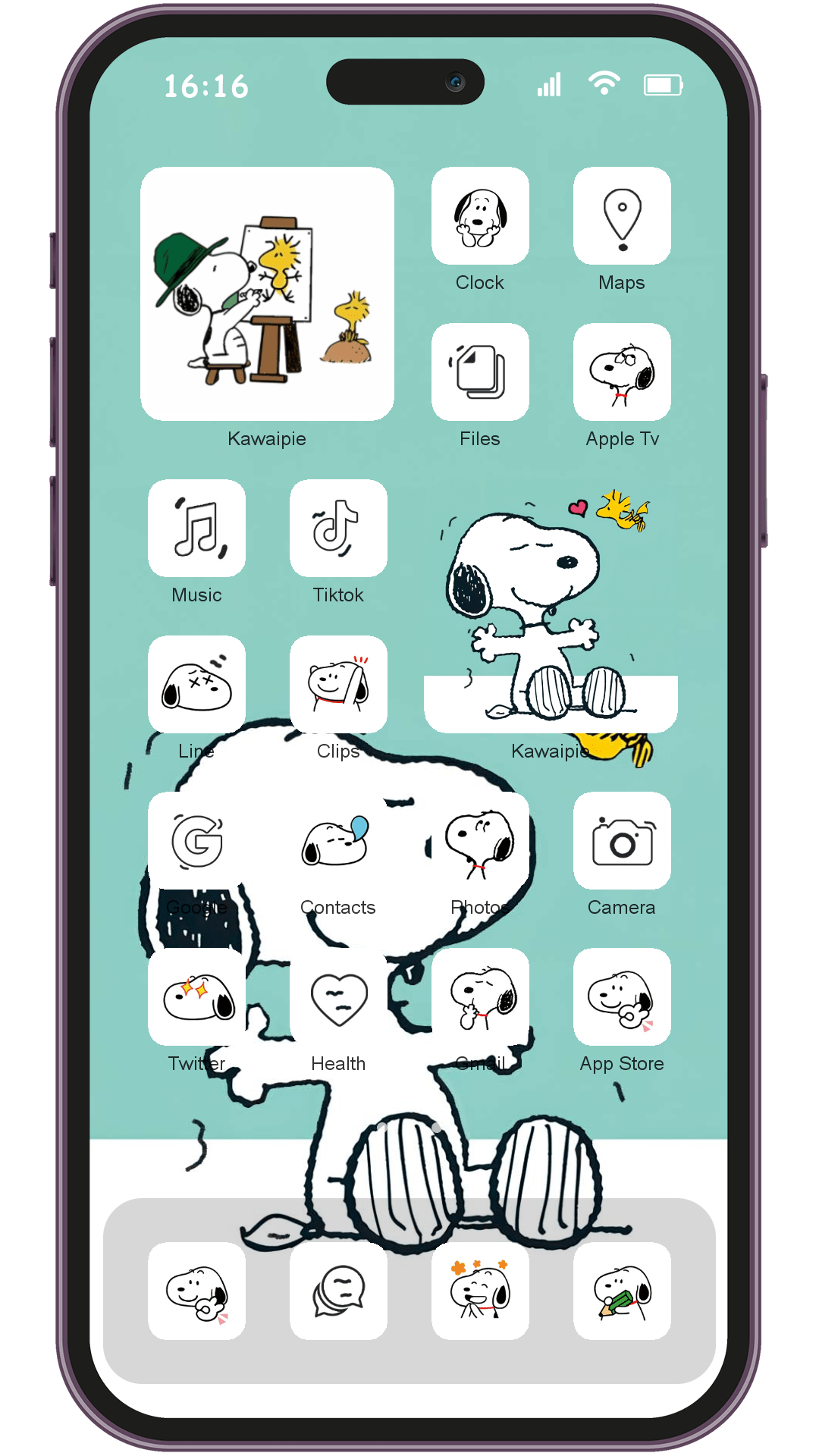 Snoopy Cartoon theme pack installed on phone home screen