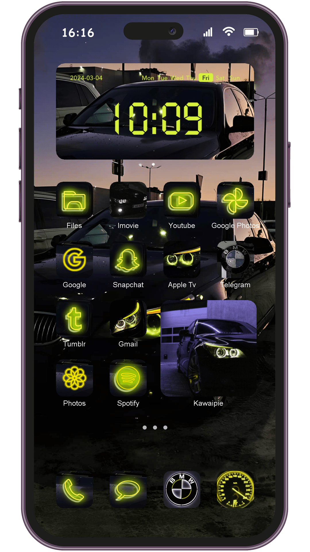 Car Bmw E60 theme pack applied on smartphone home screen